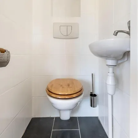 Ferienhaus Idyllic Holiday In On The Water